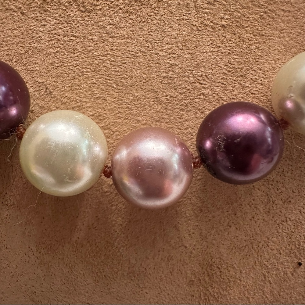 Purple pearl bead necklace - Picture 5 of 6